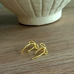 Bow Earrings